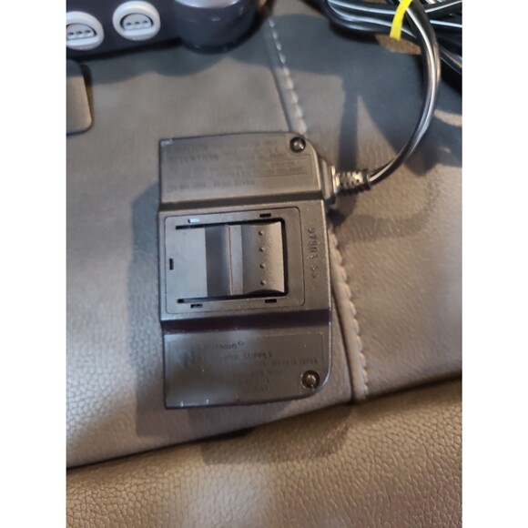 Nintendo 64 N64 Console with Jumper Pak, Power and AV Cords, and Controller - Picture 4 of 12